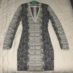 Bebe deep V cocktail dress